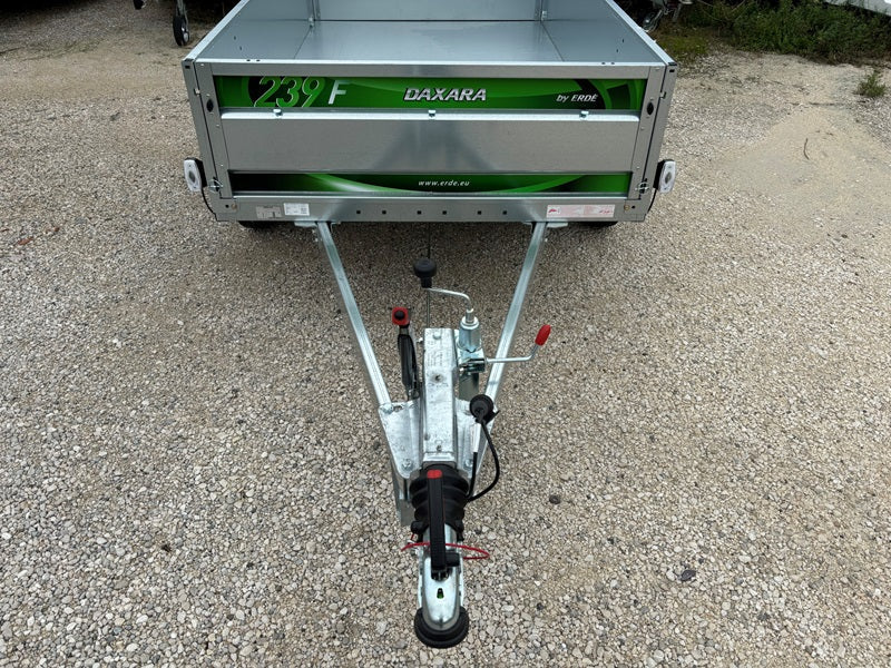 Erde Daxara 239×4 Bremsanhänger 1500/1000 KG zulässiges Gesamtgewicht