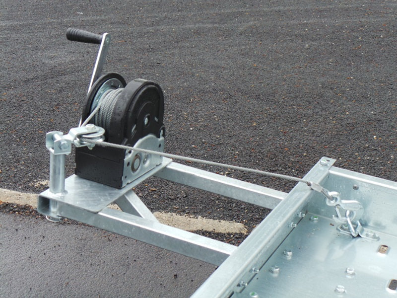 Einachsiger Autotransporter 1300kg
