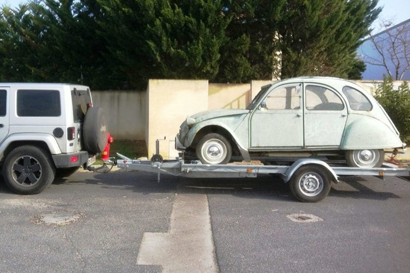 Einachsiger Autotransporter 1300kg