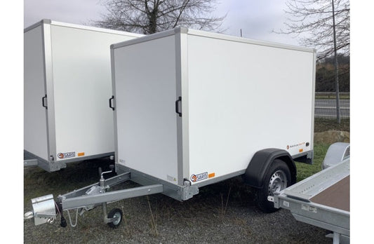 SARIS Kofferanhänger DV135 PTAC 1350 kg - Geräumig und Robust