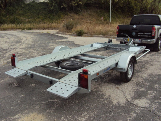 Einachsiger Autotransporter 1300kg