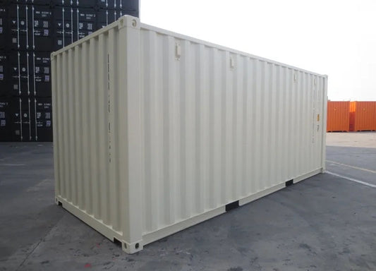 20 Fuß Seecontainer cremeweiß, 1. Reise